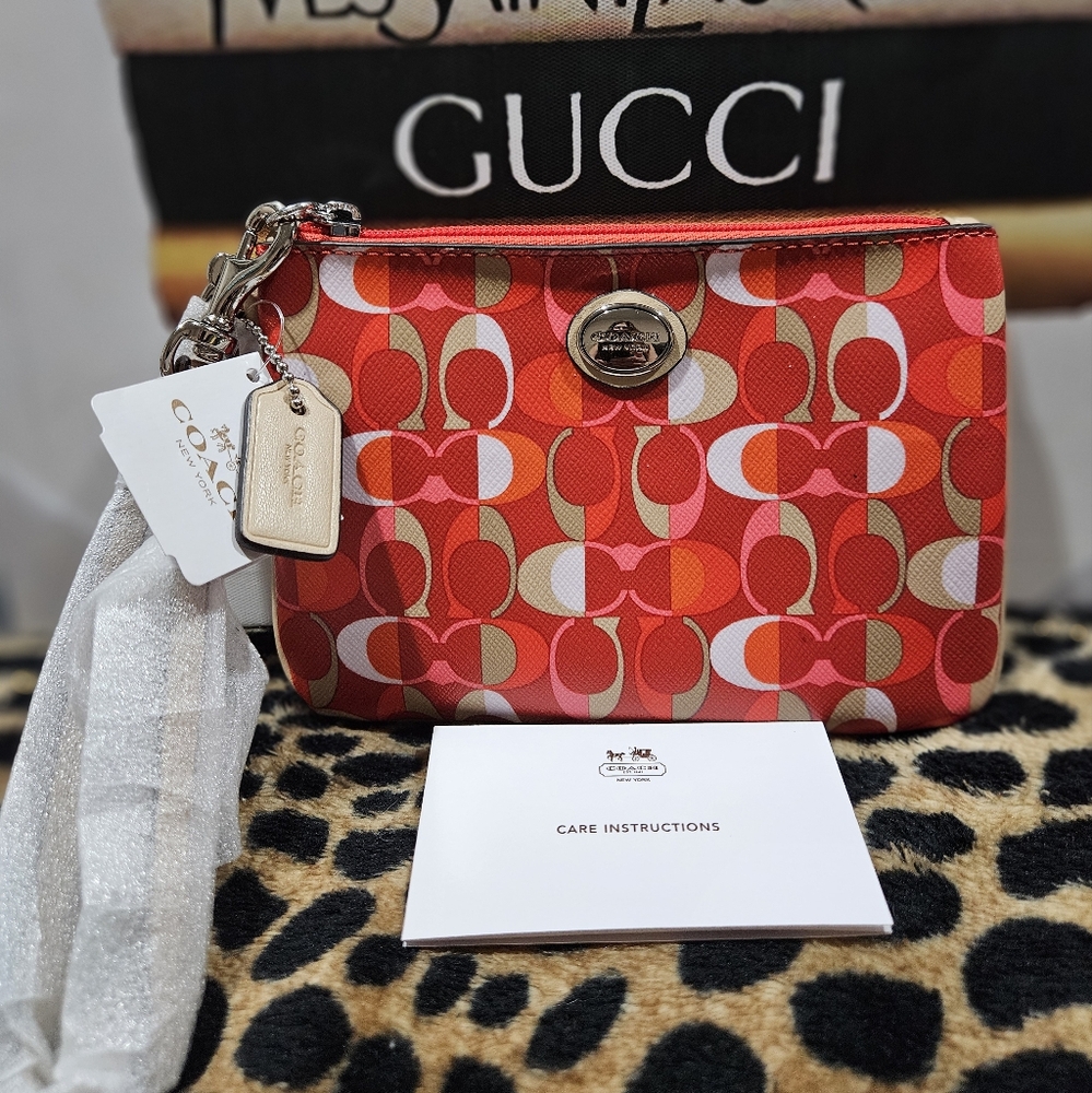 Coach Peyton Dream C Signature Clutch